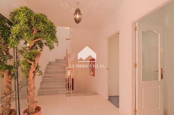 Image No.30-4 Bed Townhouse for sale