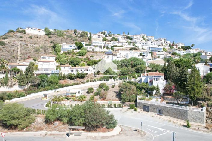 Image No.14-2 Bed Villa for sale