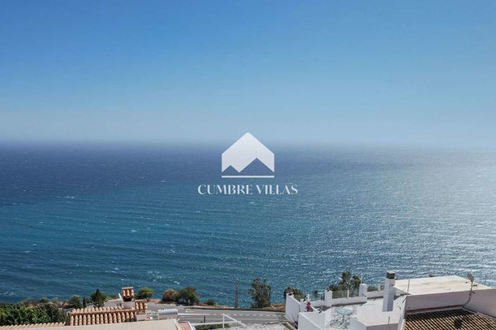 Image No.8-2 Bed Villa for sale