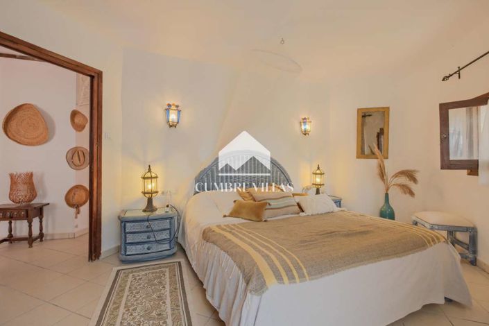 Image No.37-3 Bed Villa for sale