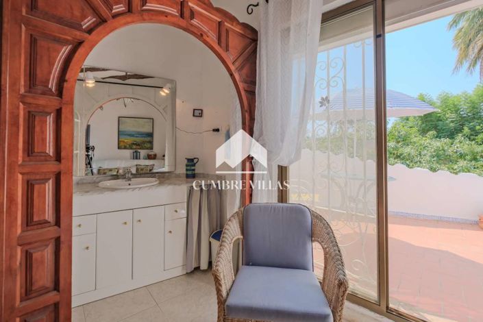 Image No.40-3 Bed Villa for sale