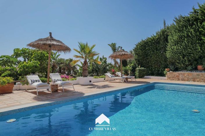 Image No.1-4 Bed Villa for sale