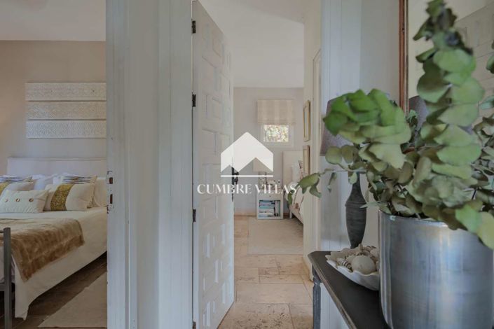 Image No.44-4 Bed Villa for sale