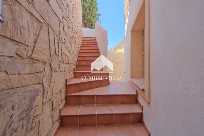 Image No.40-3 Bed Villa for sale