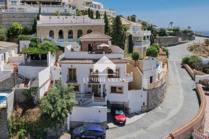 Image No.9-3 Bed Villa for sale