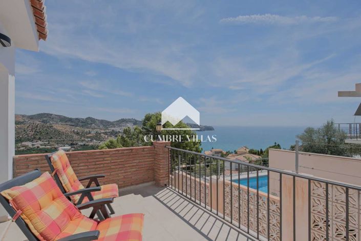 Image No.34-5 Bed Villa for sale