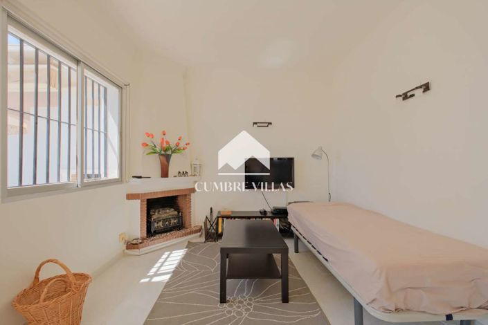 Image No.38-5 Bed Villa for sale