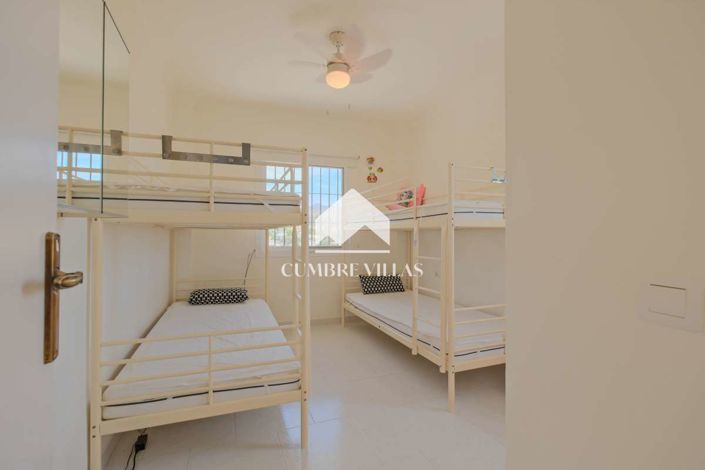 Image No.48-5 Bed Villa for sale