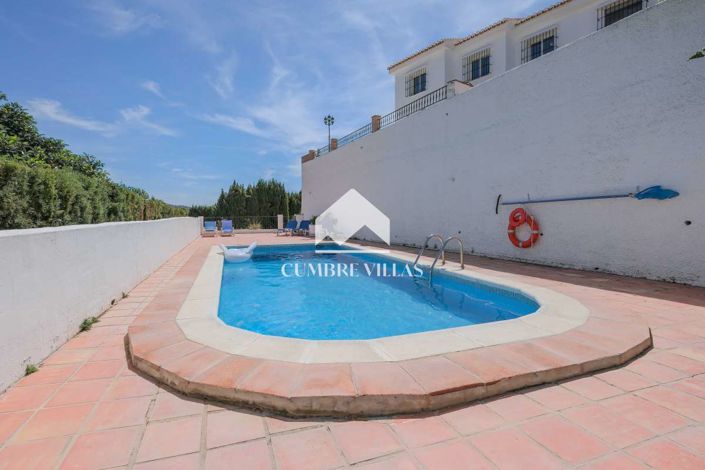 Image No.60-5 Bed Villa for sale