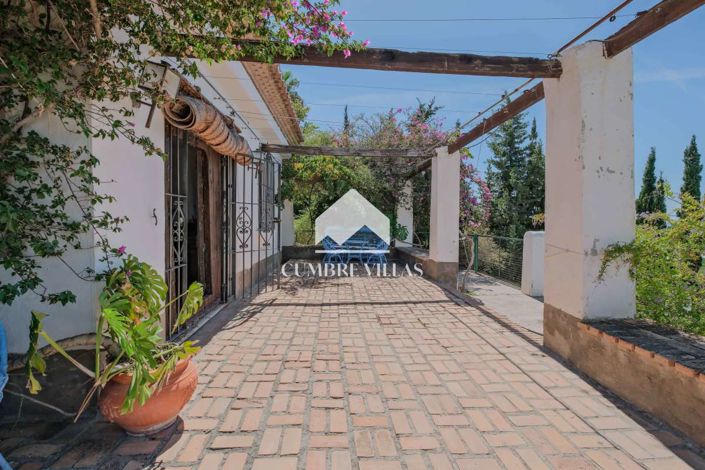 Image No.13-5 Bed Country House for sale