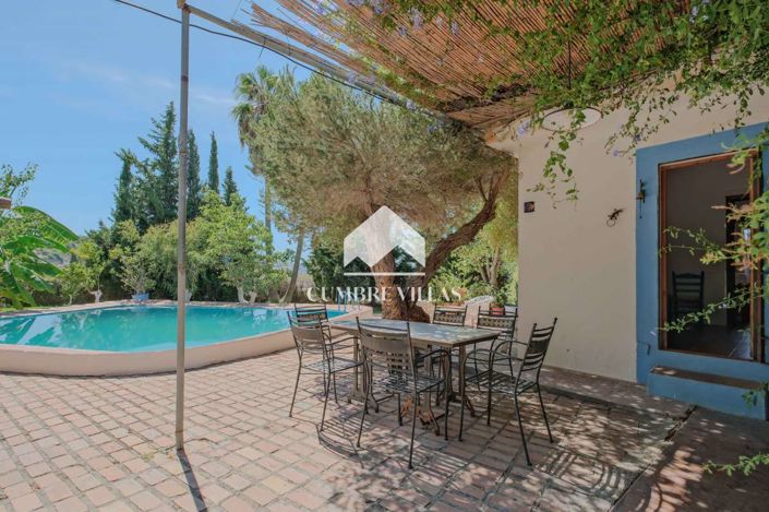 Image No.24-5 Bed Country House for sale