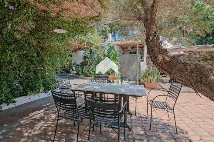 Image No.25-5 Bed Country House for sale