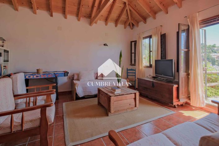 Image No.49-5 Bed Country House for sale