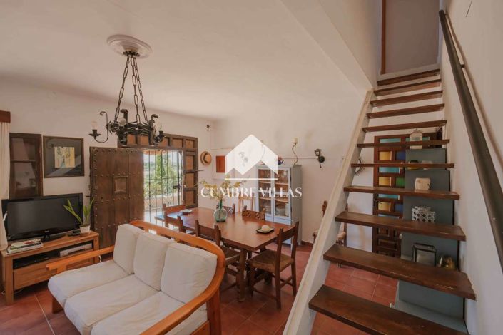 Image No.52-5 Bed Country House for sale