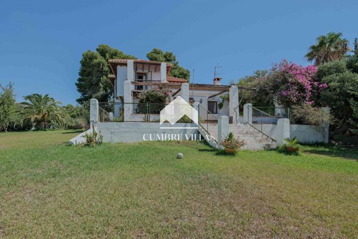 Image No.55-5 Bed Country House for sale