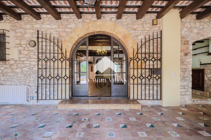 Image No.40-5 Bed Villa for sale