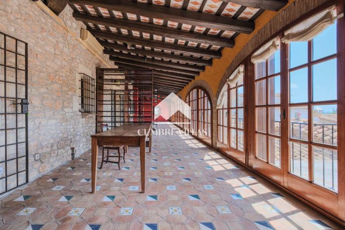 Image No.59-5 Bed Villa for sale