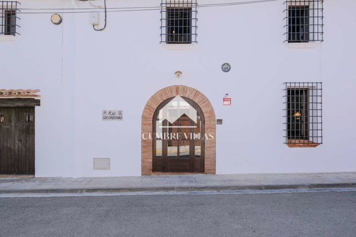 Image No.8-5 Bed Villa for sale