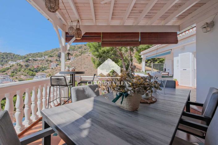 Image No.25-4 Bed Villa for sale