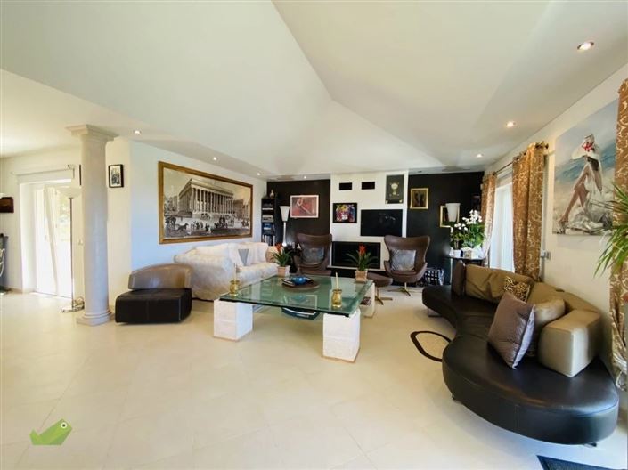 Image No.18-5 Bed Villa for sale