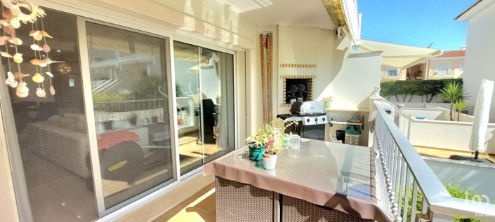 Image No.4-4 Bed Townhouse for sale