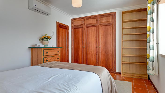 Image No.13-3 Bed Apartment for sale