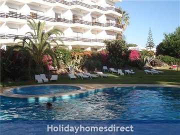 1654-624132-78d1f4f8b6655591b02d22fabb36a692d