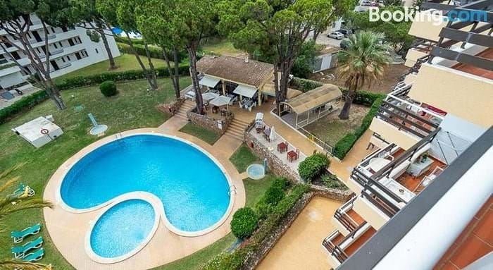 Image No.8-2 Bed Apartment for sale