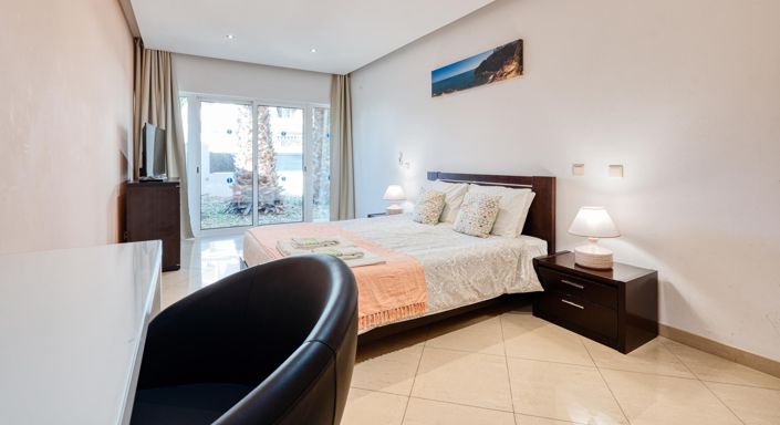 Image No.12-6 Bed Villa for sale