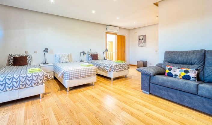 Image No.21-6 Bed Villa for sale