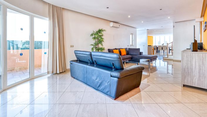 Image No.5-6 Bed Villa for sale