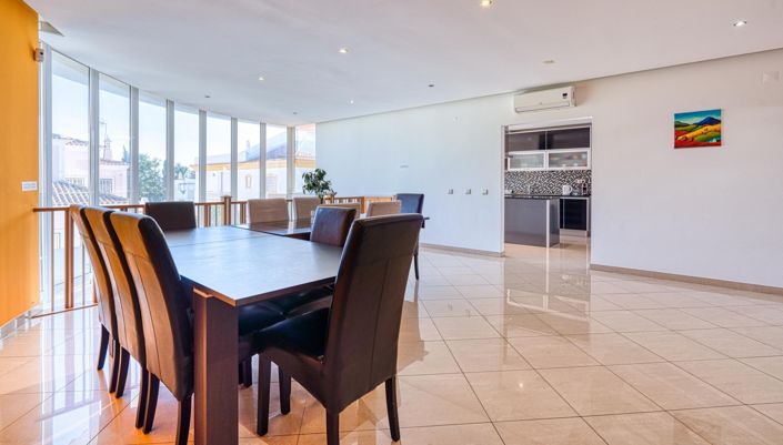 Image No.6-6 Bed Villa for sale