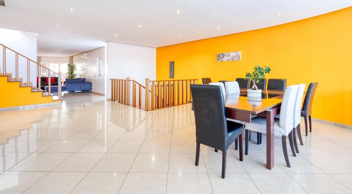 Image No.7-6 Bed Villa for sale