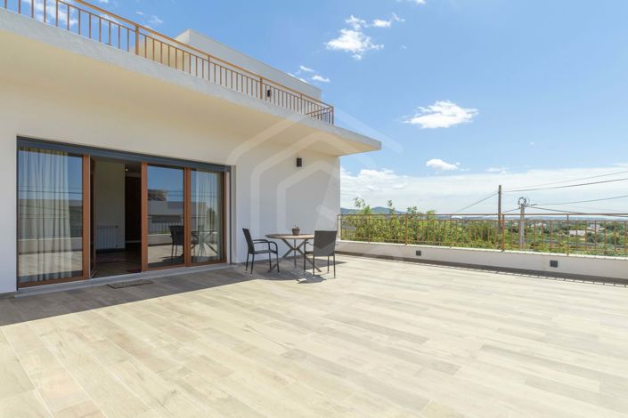 Image No.12-5 Bed Villa for sale