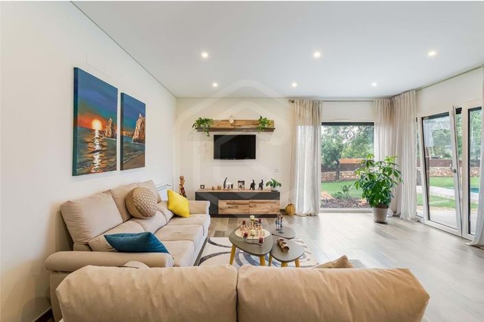 Image No.4-5 Bed Villa for sale