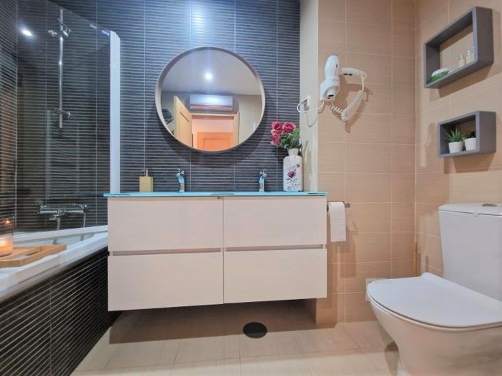 Image No.8-2 Bed Apartment for sale