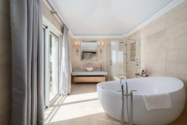 Image No.14-6 Bed Villa for sale