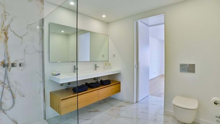 Image No.13-2 Bed Apartment for sale