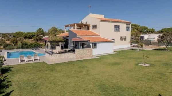 Image No.1-7 Bed Villa for sale