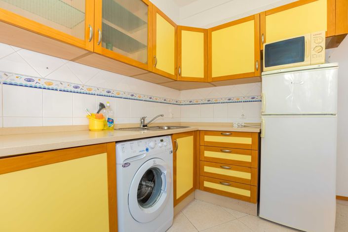 Image No.11-3 Bed Townhouse for sale