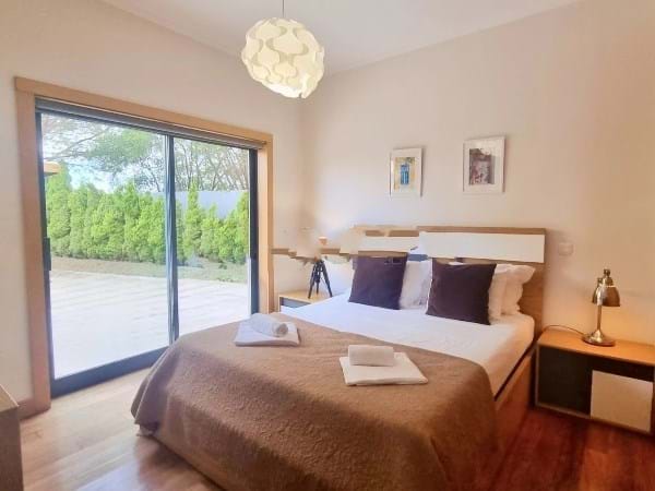 Image No.4-4 Bed Villa for sale