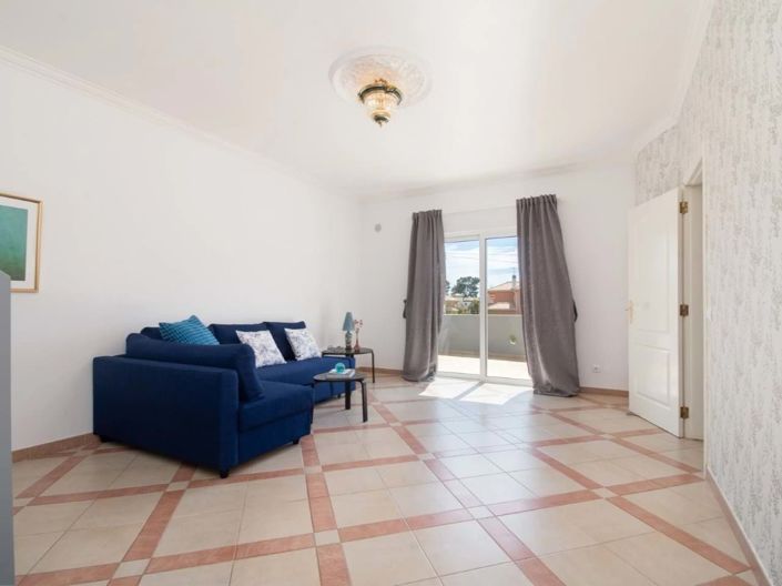 Image No.10-4 Bed Villa for sale