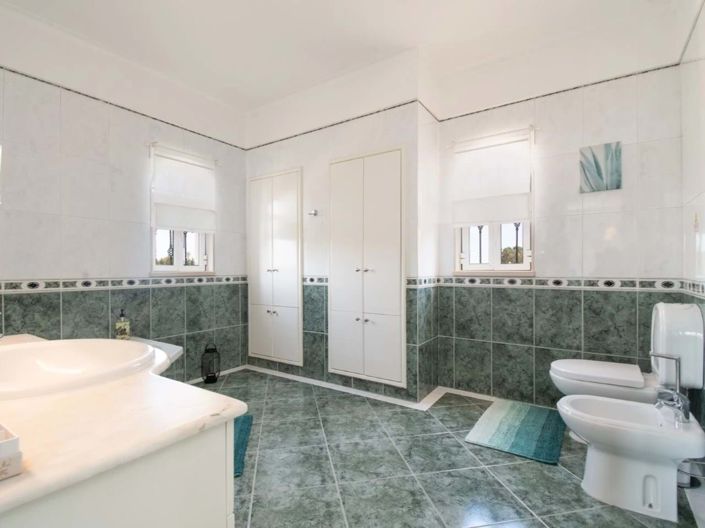 Image No.13-4 Bed Villa for sale