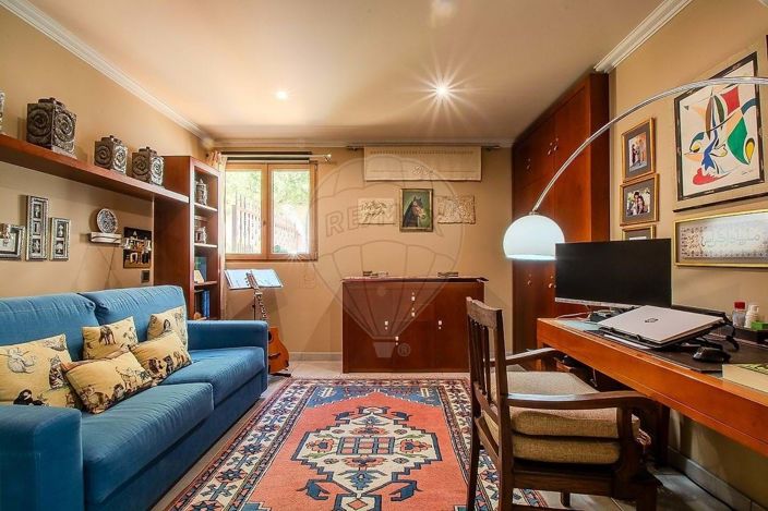 Image No.10-6 Bed Villa for sale