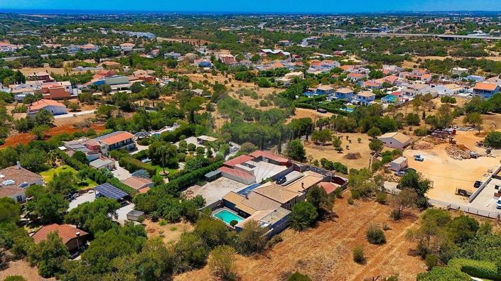 Image No.3-6 Bed Villa for sale