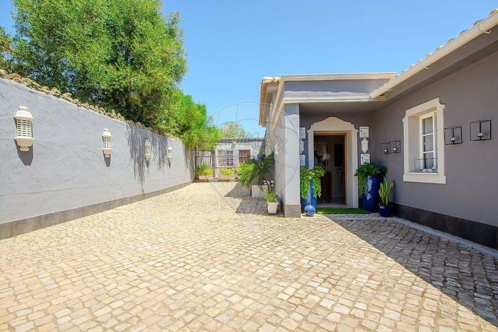 Image No.4-6 Bed Villa for sale