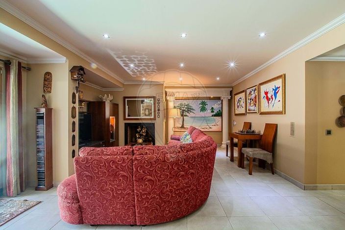 Image No.6-6 Bed Villa for sale