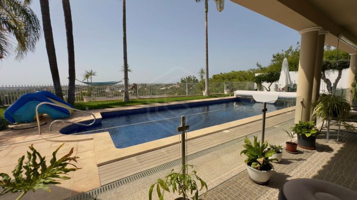 Image No.2-4 Bed Villa for sale