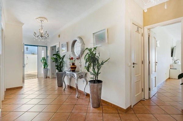 Image No.8-4 Bed Villa for sale