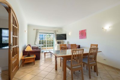 1654-623038-78d1f4f8b6655591b02d22fabb36a692d